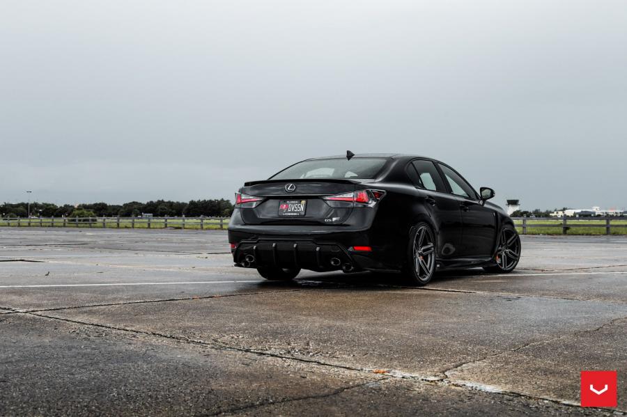  Lexus GS F on Vossen Wheels (HF-1) 2019 года  (фото 13 из 24)